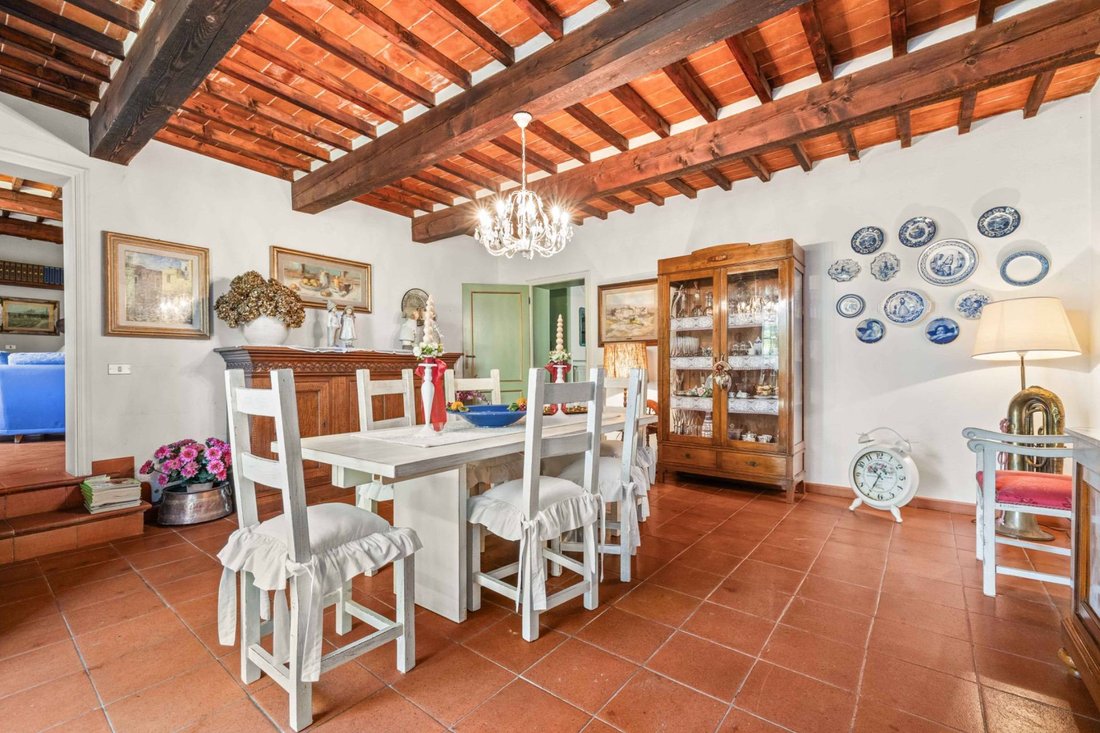 Villa in Terranuova Bracciolini, Tuscany, Italy 5 - 18315152