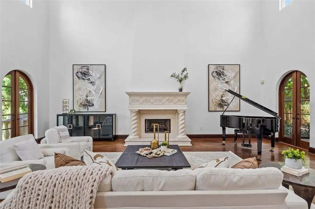 House in Tampa, Florida, United States 5 - 18315225