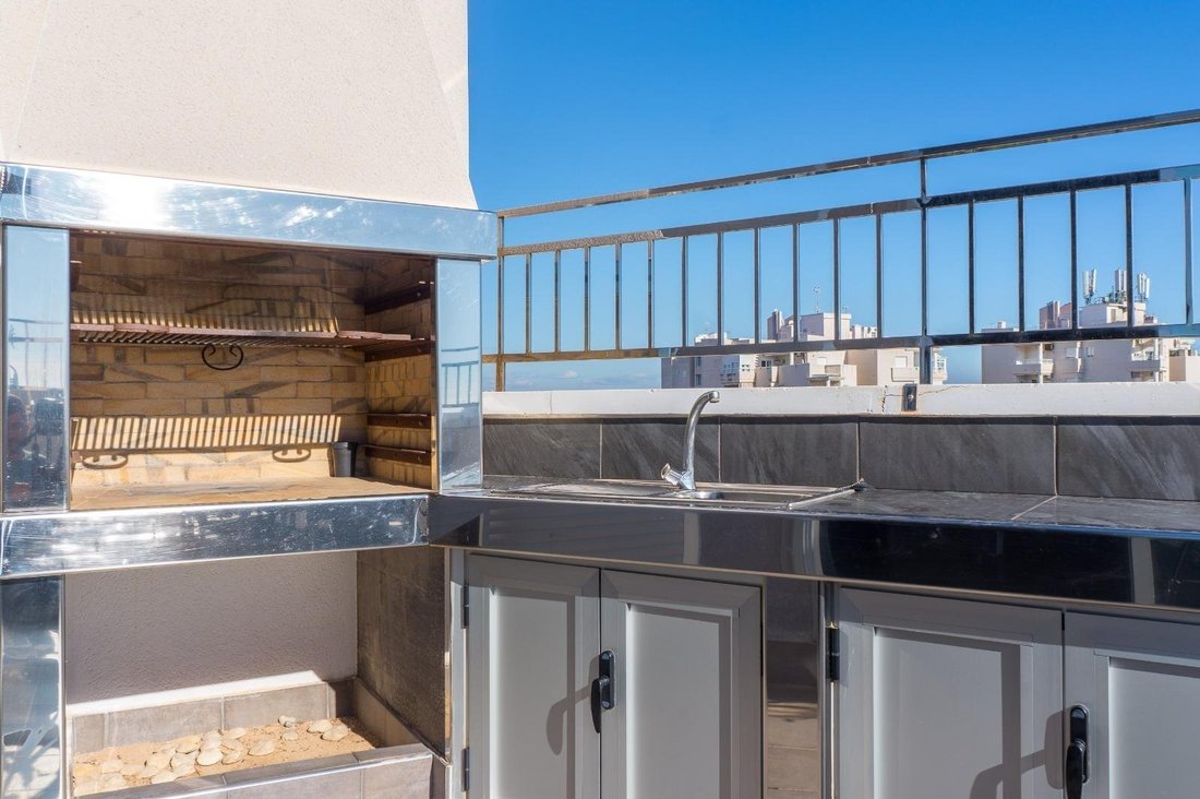 Apartment in Torrevieja, Valencian Community, Spain 4 - 18314893