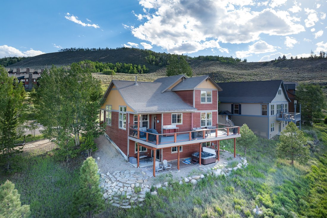 Granby, Colorado, United States 2 - 18315628