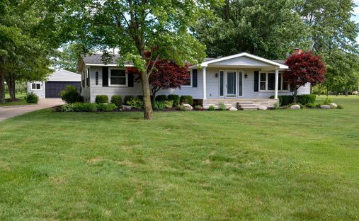 House in New Baltimore, Michigan, United States 1