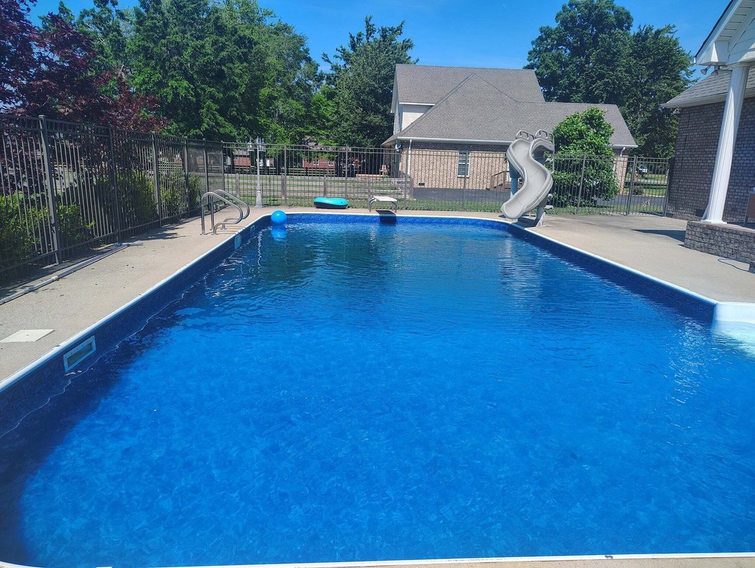 House in Lafayette, Tennessee, United States 5 - 18311023