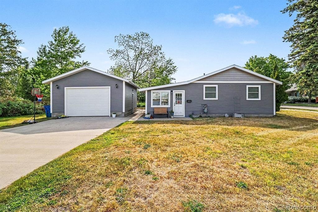 House in Ludington, Michigan, United States 3 - 18314098