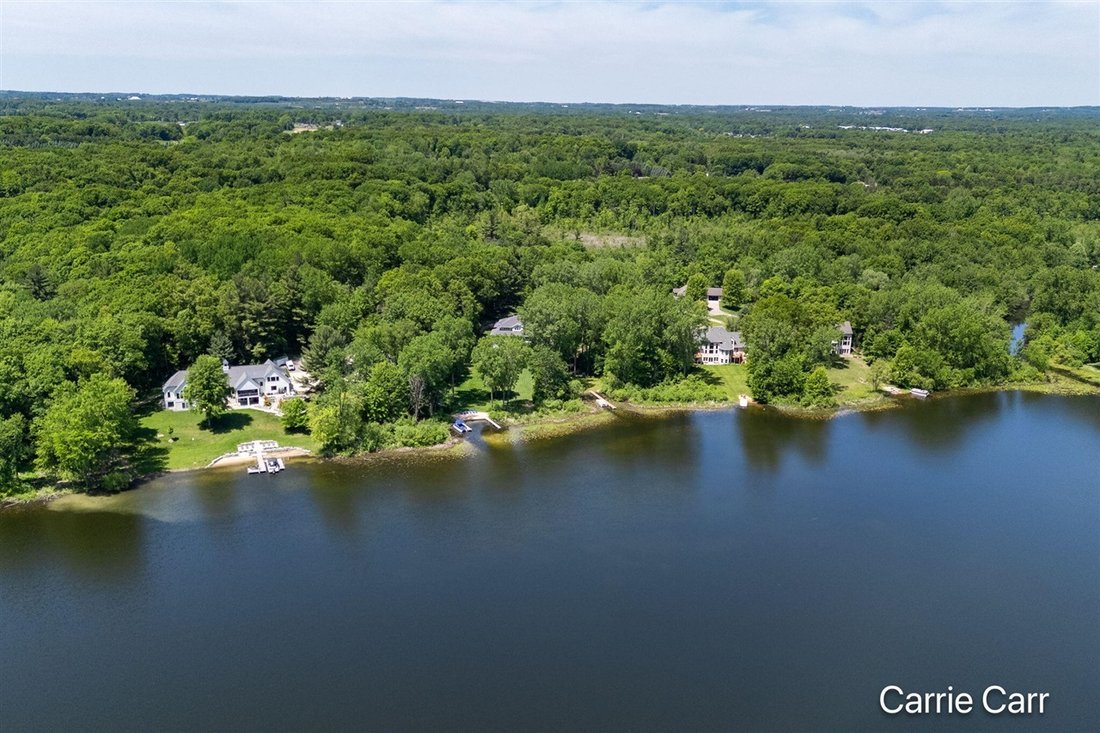 House in Comstock Park, Michigan, United States 5 - 18308577