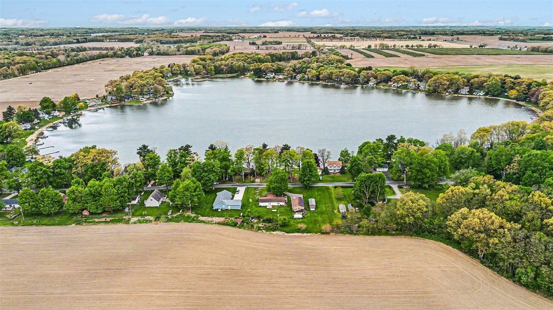 House in Decatur, Michigan, United States 4 - 18309081