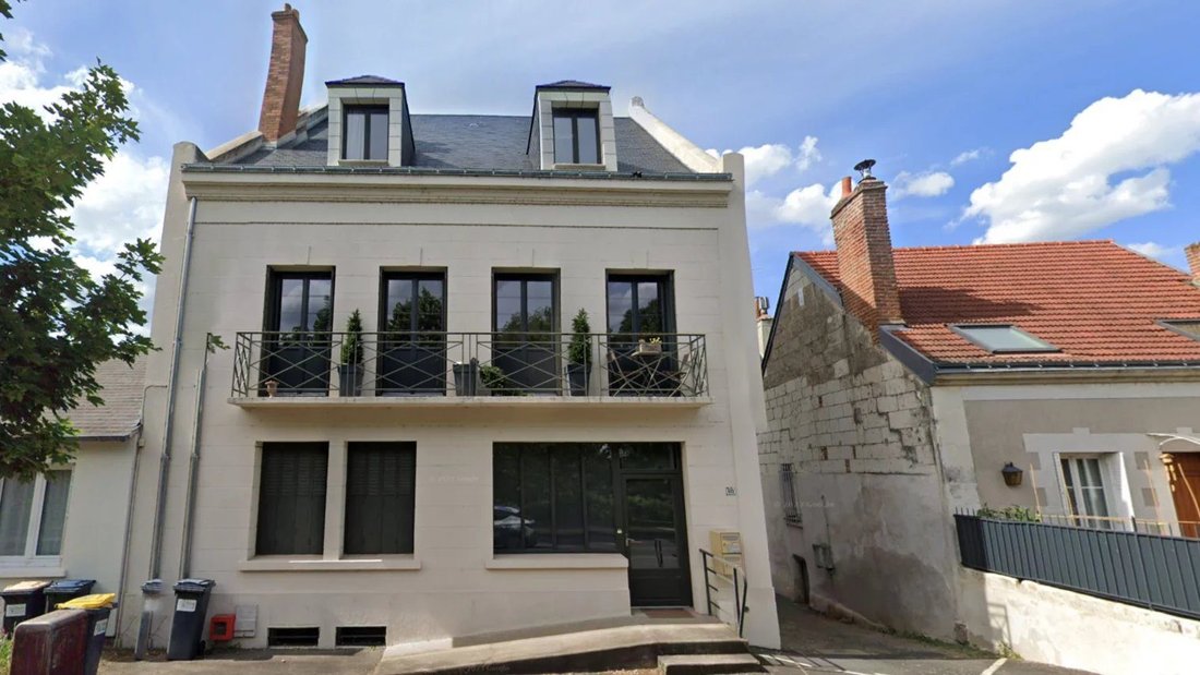 House in Saint-Cyr-sur-Loire, Centre-Val de Loire, France 4 - 18315567