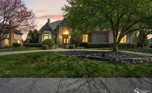 House in Farmington Hills, Michigan, United States 1