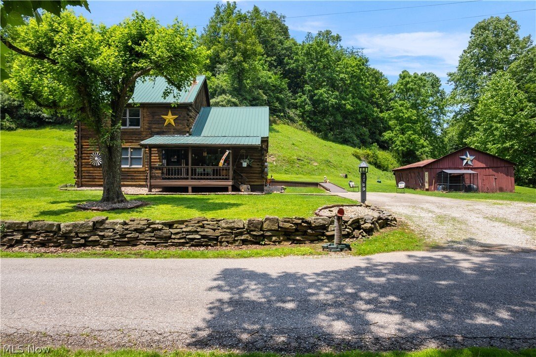 House in LeRoy, West Virginia, United States 1 - 18311784