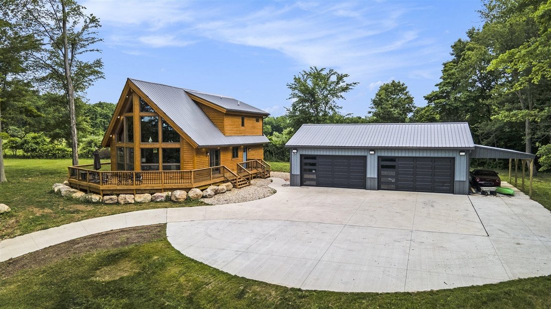 House in Augusta, Michigan, United States 3 - 18309696
