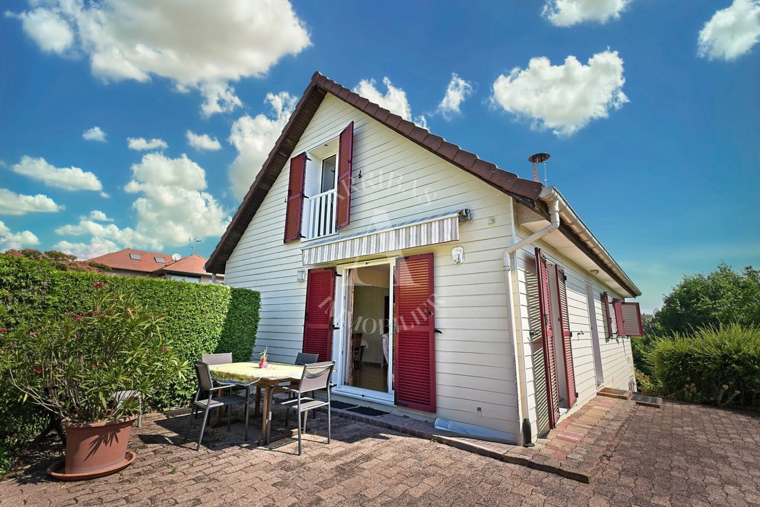 House in Ornex, Auvergne-Rhône-Alpes, France 1 - 18315387