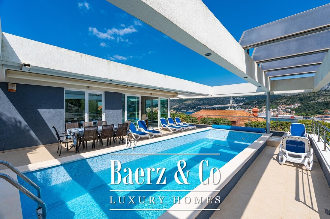 Villa in Gradski kotar Lapad, Dubrovnik, Dubrovnik-Neretva County 2 - 18316646