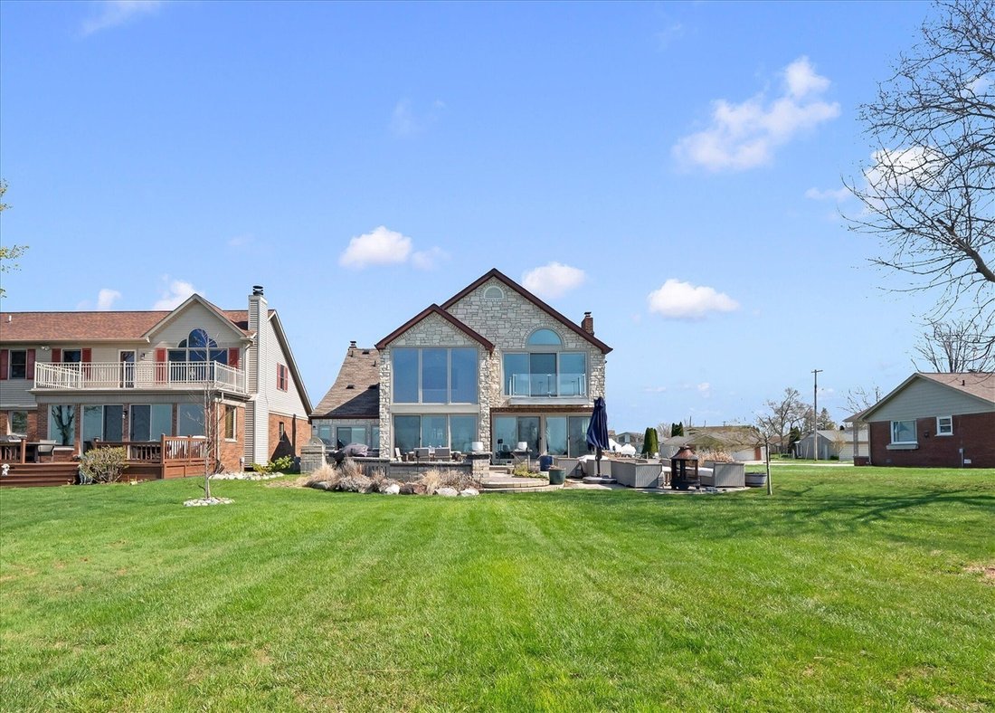 House in Clay Township, Michigan, United States 2 - 18309928