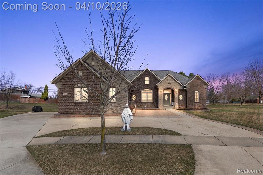 House in Rochester Hills, Michigan, United States 1 - 18309849