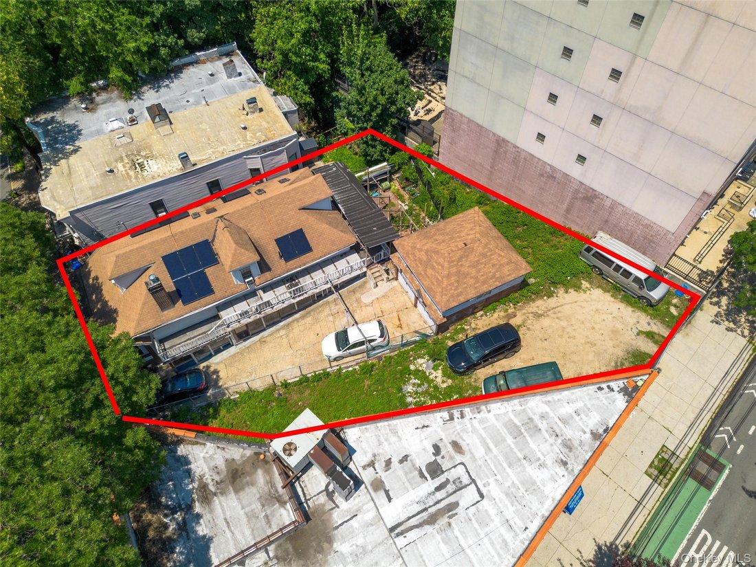House in New York, New York, United States 5 - 18313156