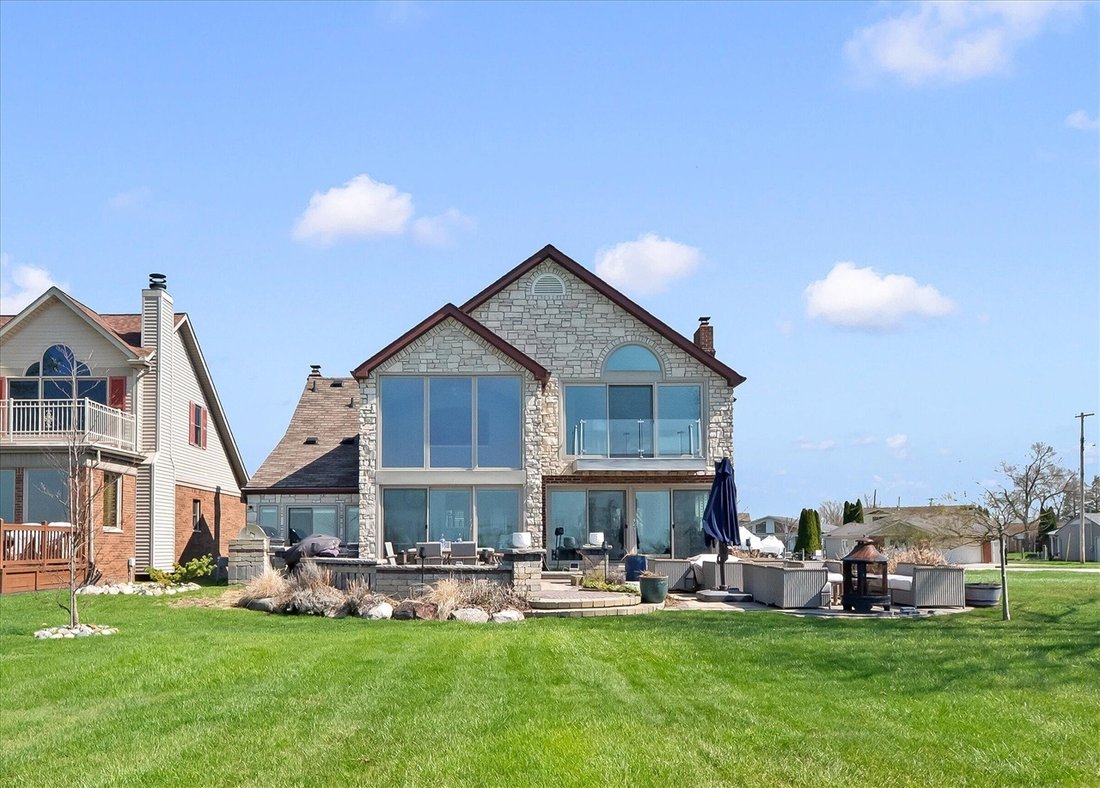 House in Clay Township, Michigan, United States 3 - 18309928