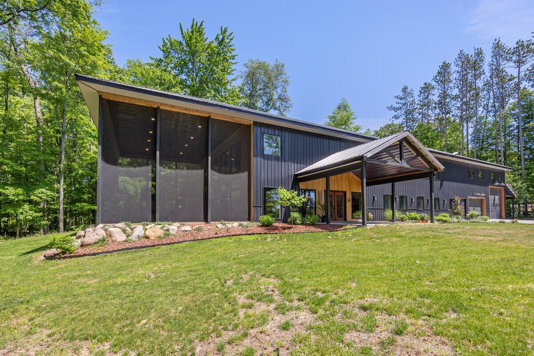House in Rockford, Michigan, United States 3 - 18309968