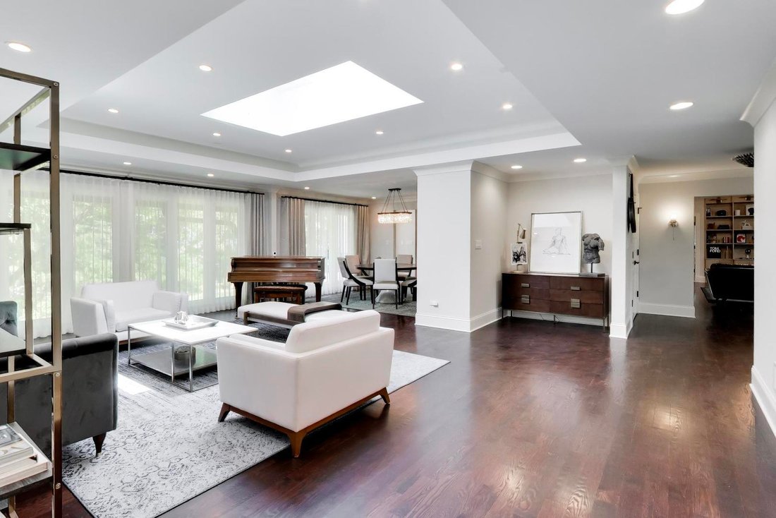 House in Oak Brook, Illinois, United States 4 - 18316346