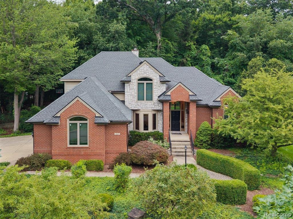 House in Walled Lake, Michigan, United States 2 - 18309578