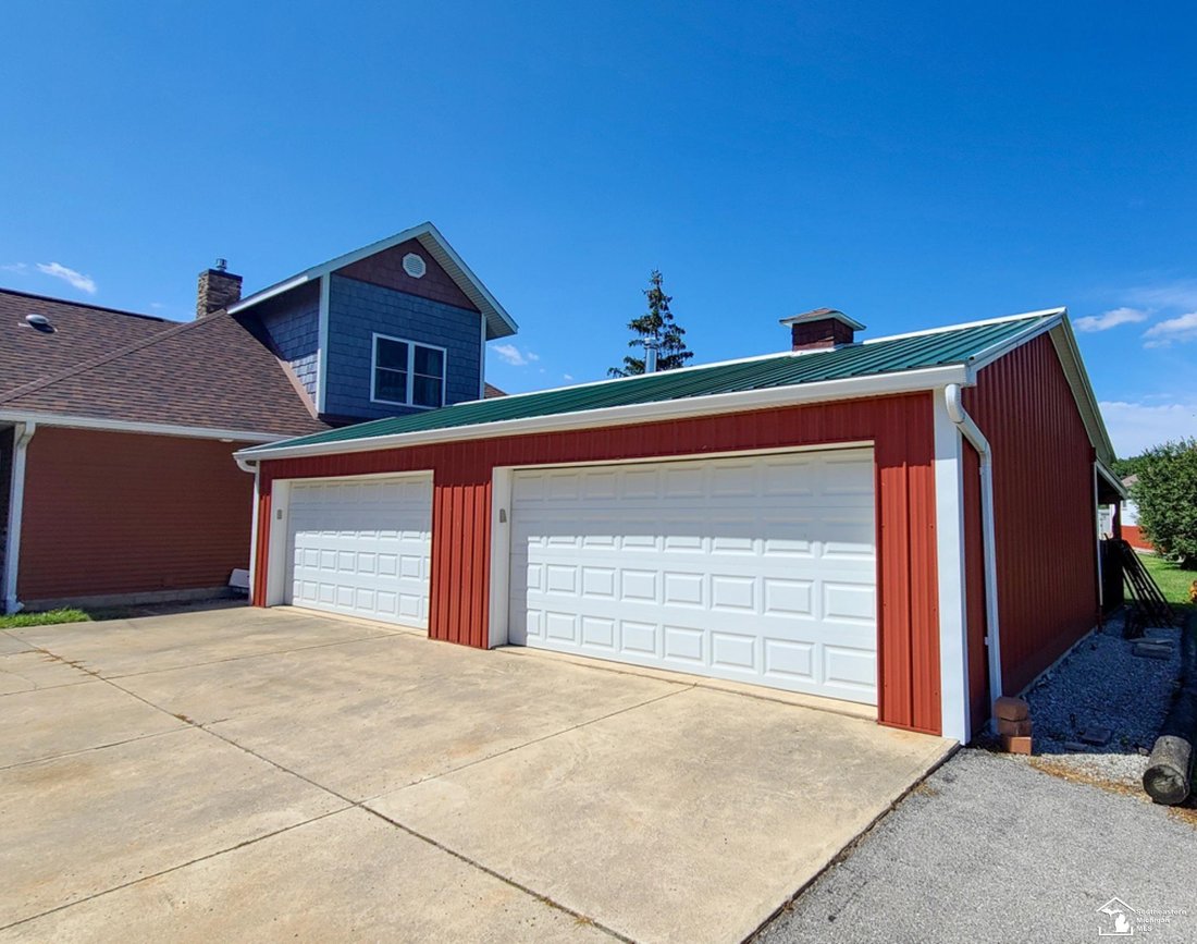 House in Newport, Michigan, United States 4 - 18309280