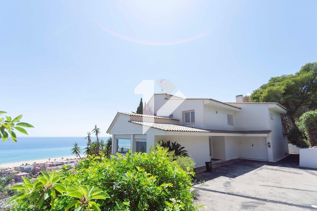 Chalet in Castelldefels, Catalonia, Spain 1 - 18312151