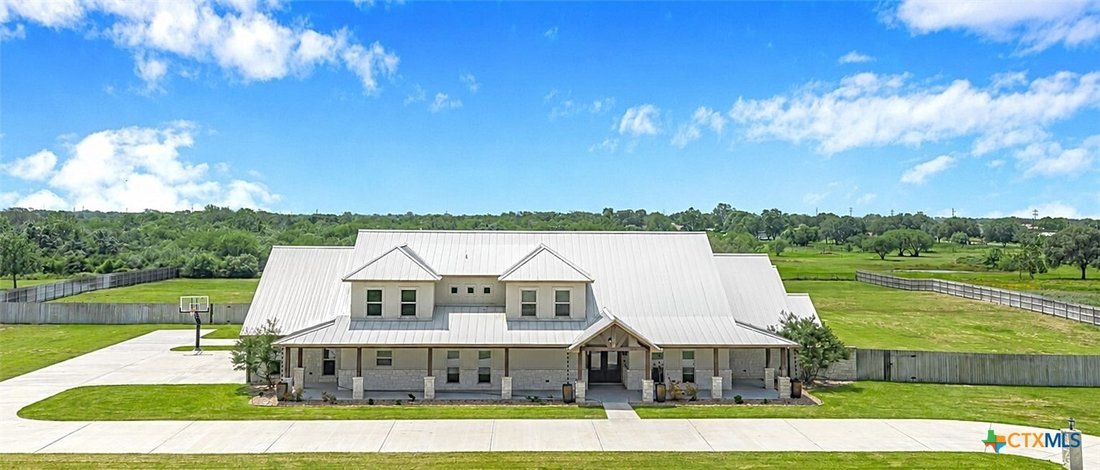 House in Victoria, Texas, United States 1 - 18305975