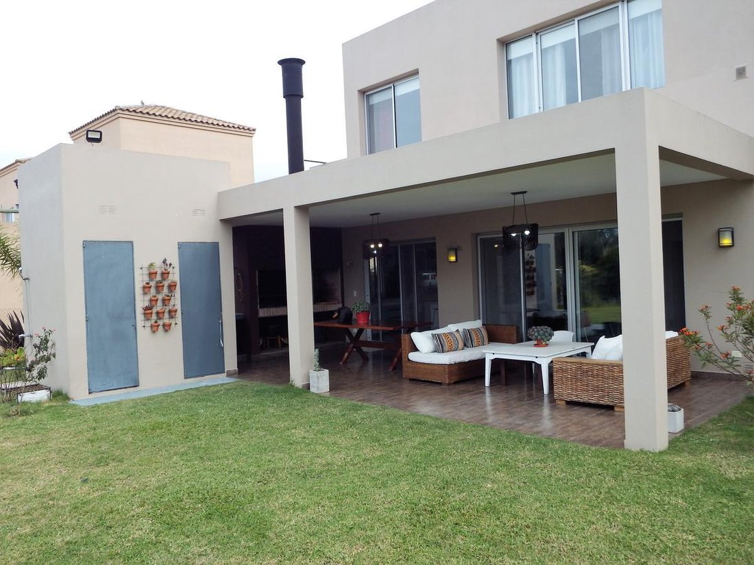 House in Benavidez, Buenos Aires Province, Argentina 4 - 18314111