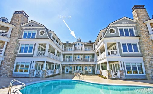 Condo in Glen Arbor, Michigan, United States 1