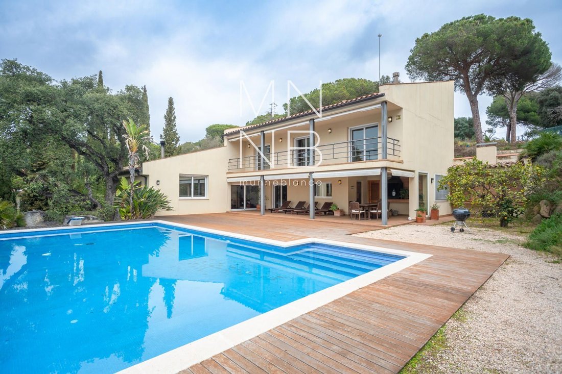 Villa in Cabrera de Mar, Catalonia, Spain 1 - 18312608