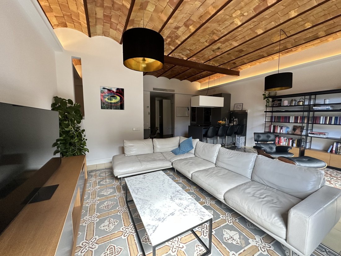 Apartment in Eixample, Barcelona, Spain 2 - 18312253