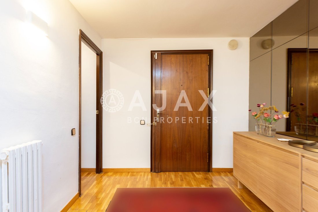Apartment in Sarrià-Sant Gervasi, Barcelona, Spain 3 - 18312246