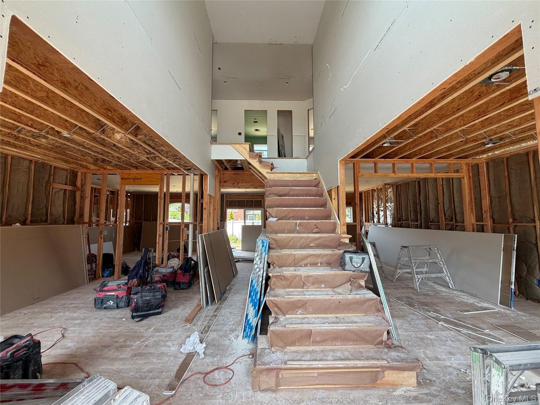 House in Massapequa Park, New York, United States 2 - 16978622