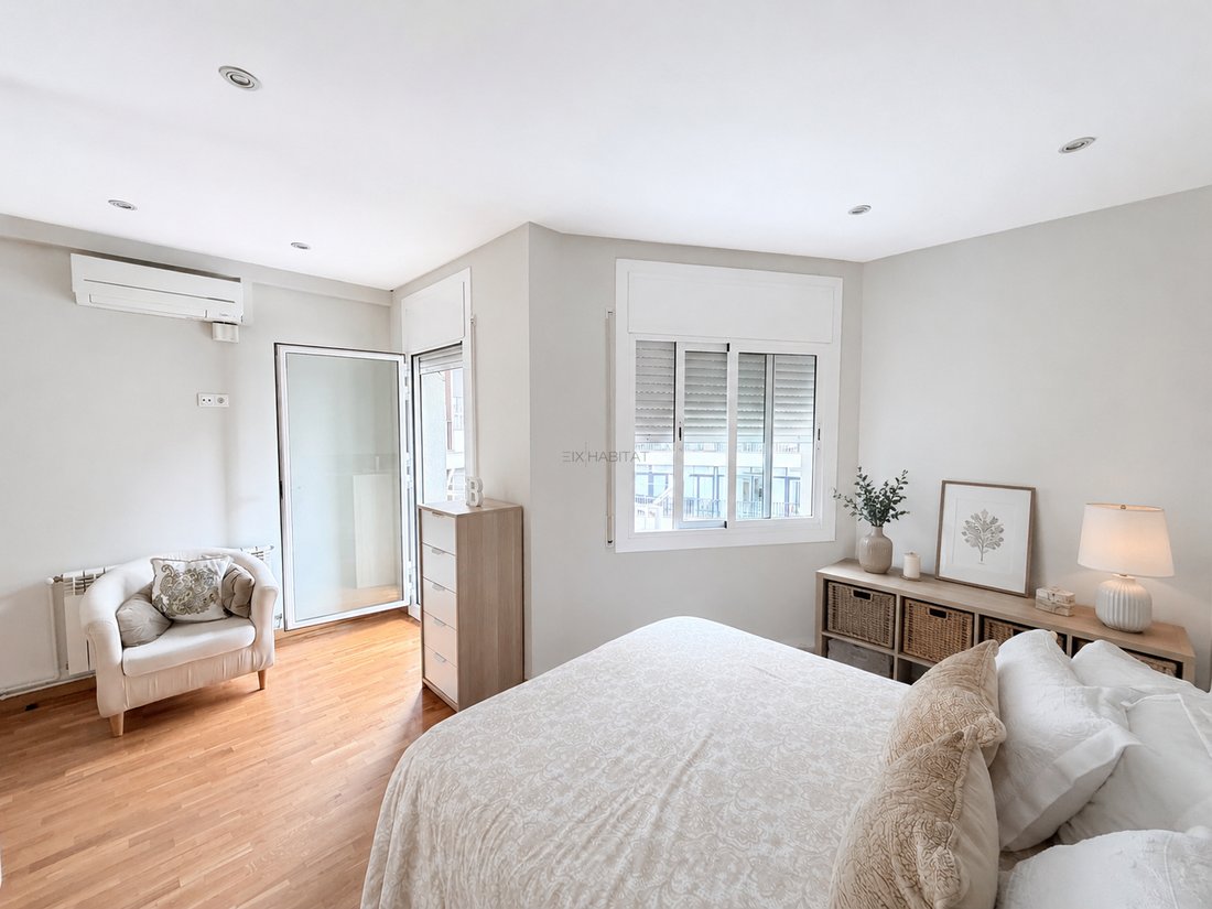 Apartment in Eixample, Barcelona, Spain 2 - 18312107