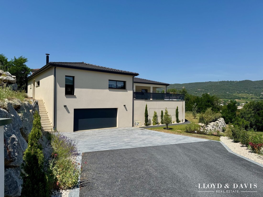 House in Saint-Peray, Auvergne-Rhône-Alpes, France 2 - 18315527