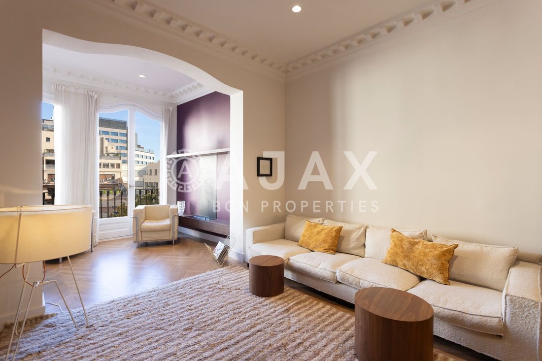 Apartment in Eixample, Barcelona, Spain 2 - 18312135