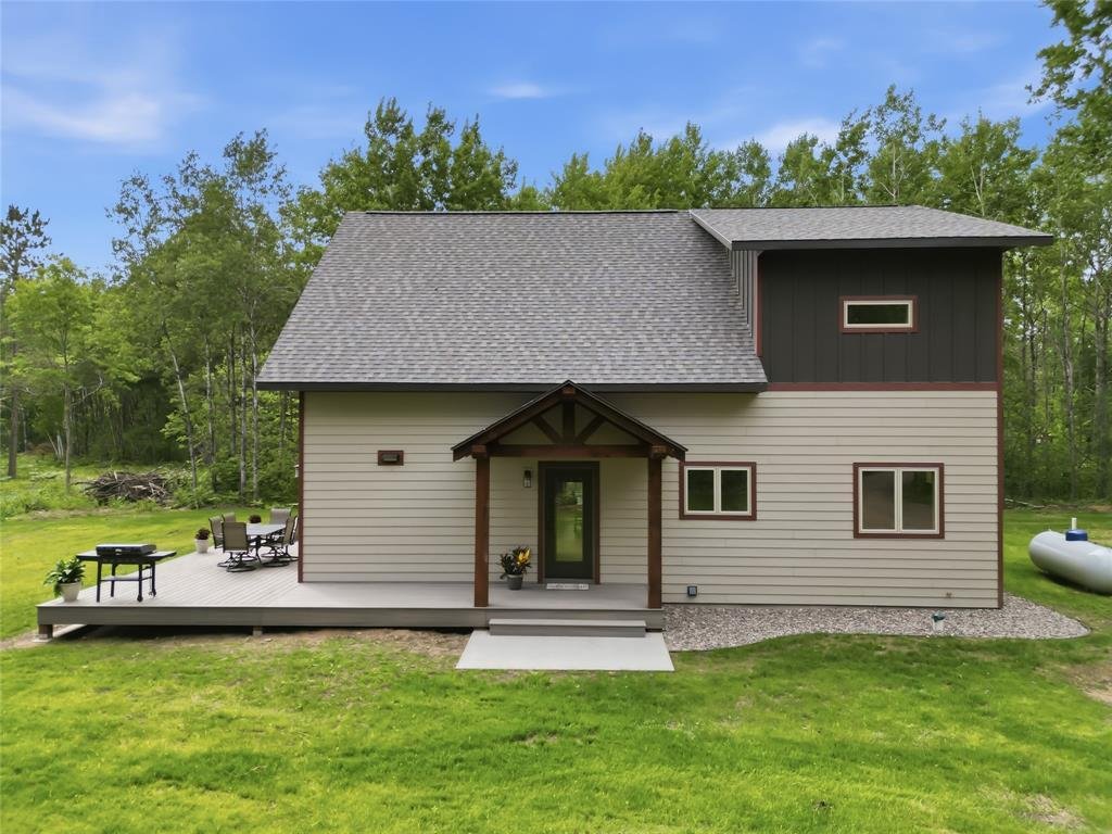 House in Hayward, Wisconsin, United States 2 - 18312178
