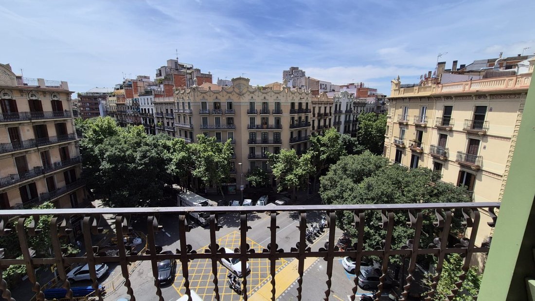 Apartment in Eixample, Barcelona, Spain 4 - 18312075