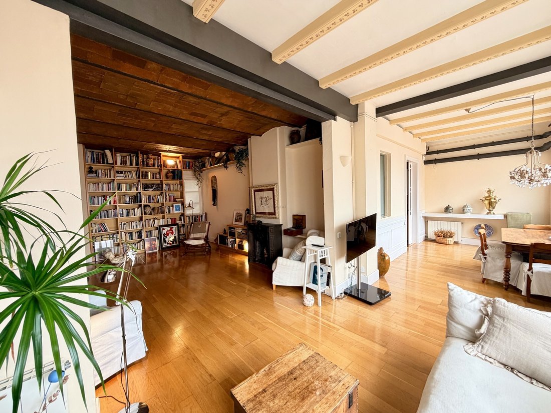 Finca in Eixample, Barcelona, Spain 2 - 18311848