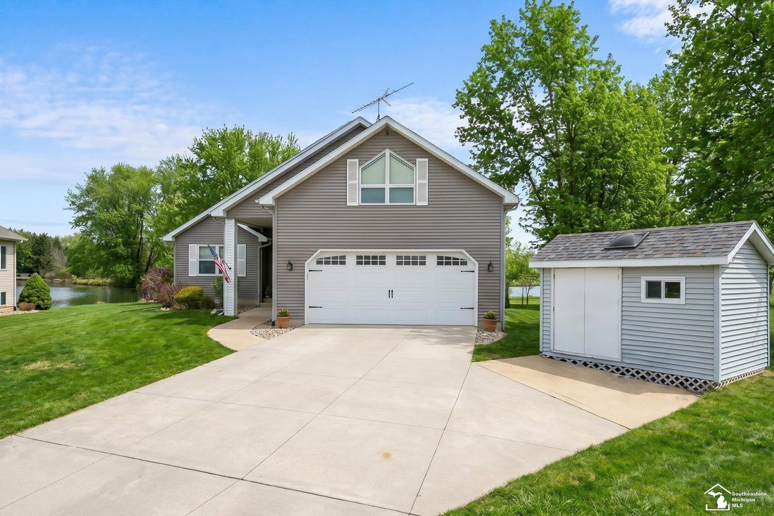 House in Onsted, Michigan, United States 3 - 18308770