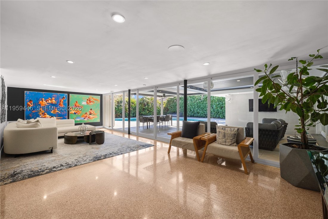 House in Miami, Florida, United States 4 - 17093926