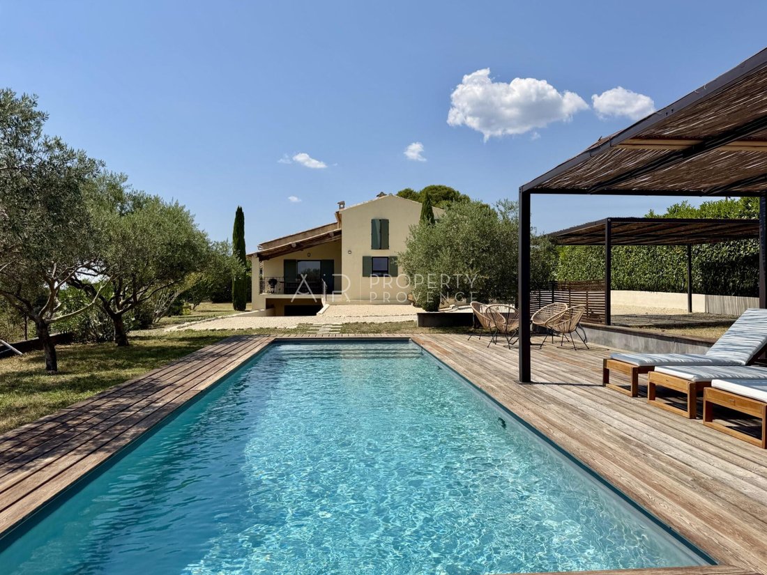 Villa in Cadenet, Provence-Alpes-Côte d'Azur, France 1 - 18315410