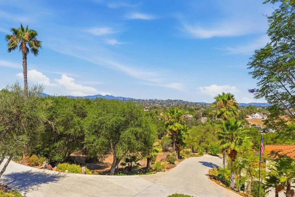 House in Escondido, California, United States 3 - 18313359