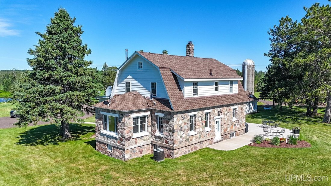 House in Hurley, Wisconsin, United States 5 - 18309735