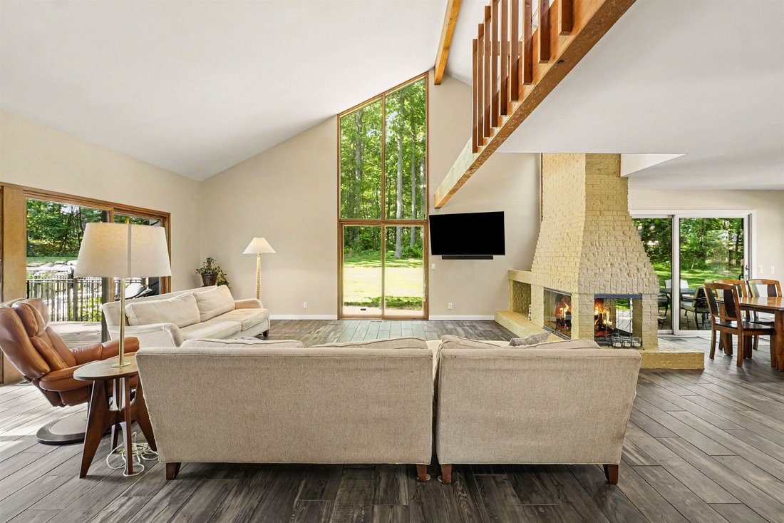 House in Grand Blanc Township, Michigan, United States 5 - 18307778