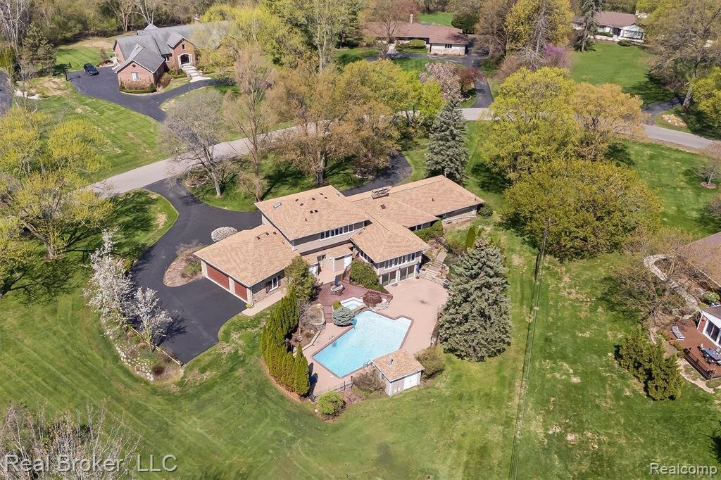 House in Bloomfield Hills, Michigan, United States 4 - 18309477