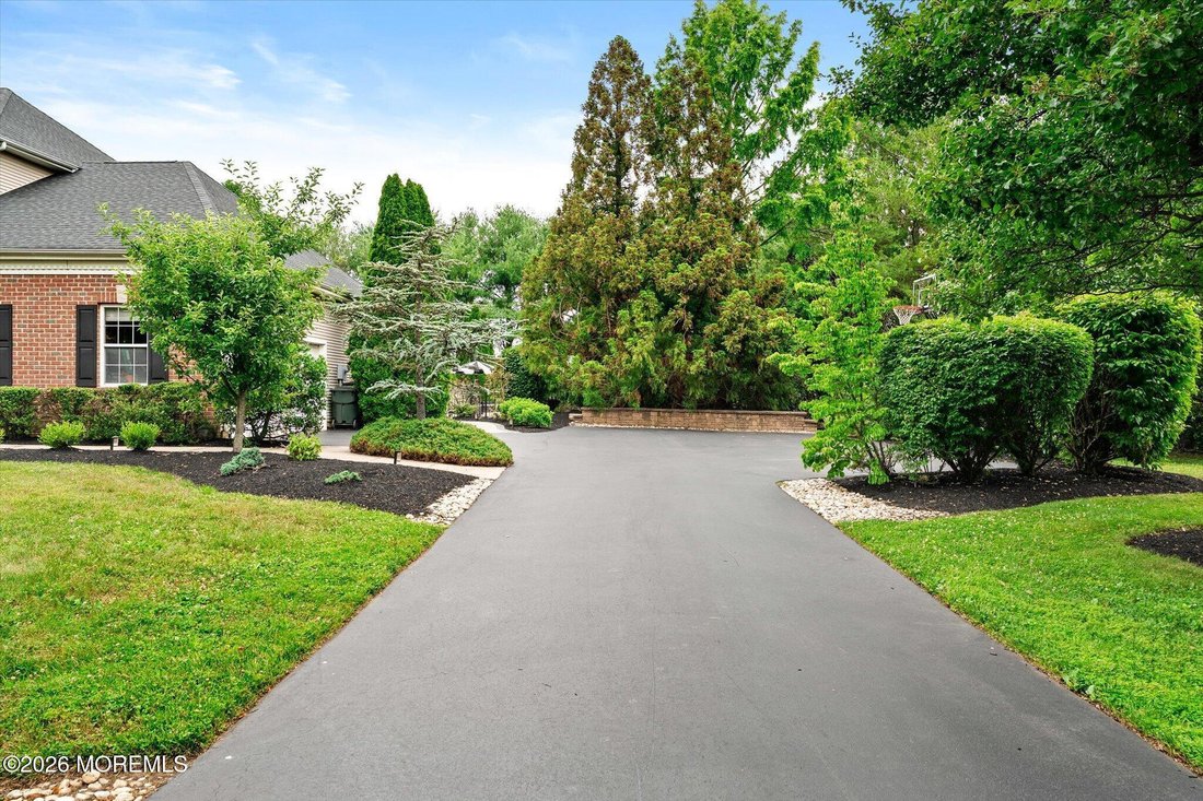 House in Upper Freehold, New Jersey, United States 2 - 18311654