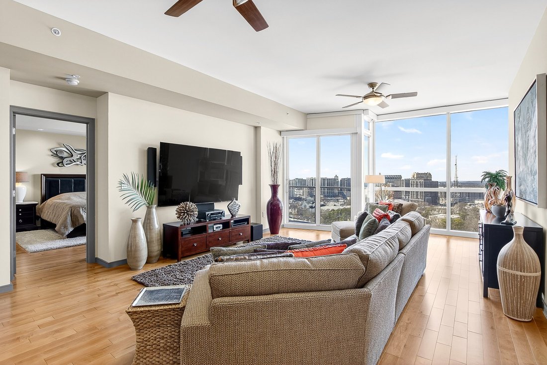 Condo in Atlanta, Georgia, United States 2 - 18315639
