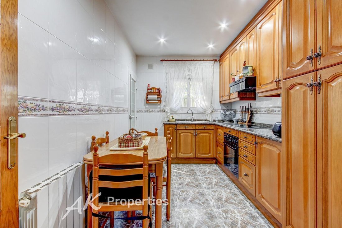Apartment in Tiana, Catalonia, Spain 4 - 18313095