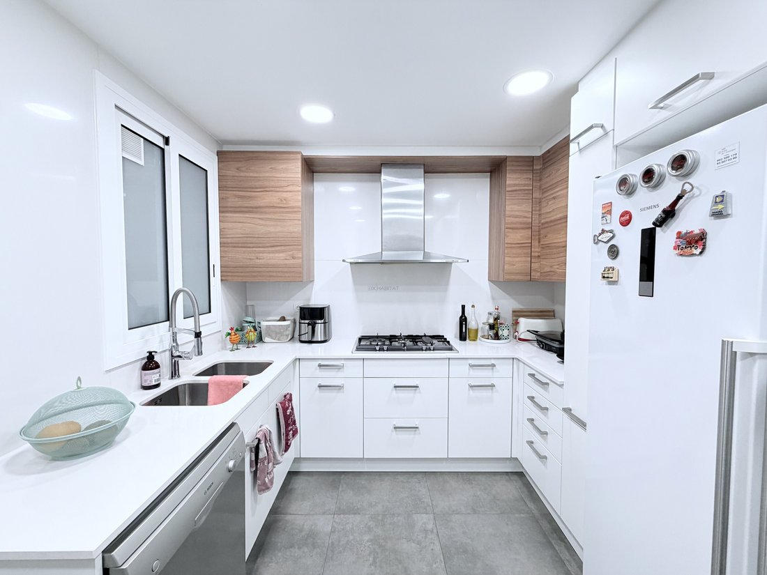 Apartment in Eixample, Barcelona, Spain 4 - 18312107