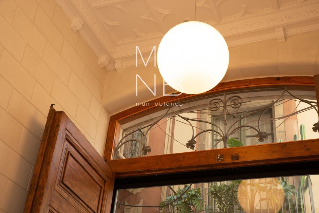 Apartment in Ciutat Vella, Barcelona, Spain 4 - 18313717