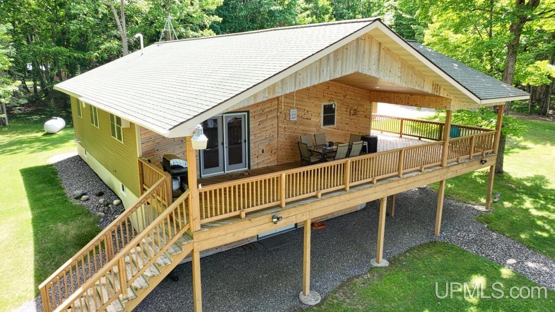 House in Watersmeet, Wisconsin, United States 2 - 18309662